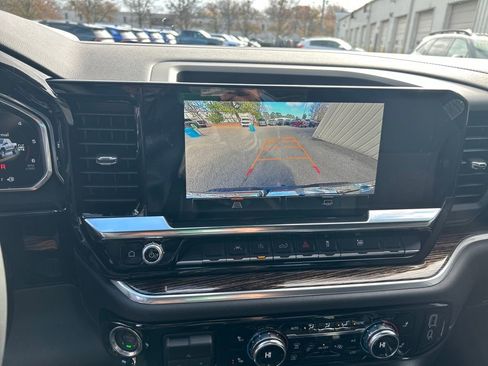 New 2026 GMC Sierra 1500 Elevation image 18