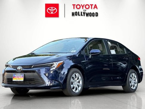 New 2026 Toyota Corolla LE image 7