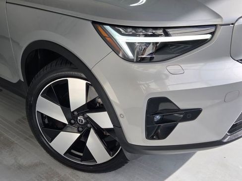 Certified 2023 Volvo XC40 Recharge Ultimate w/ Protection Package Premier AWD/4WD image 23