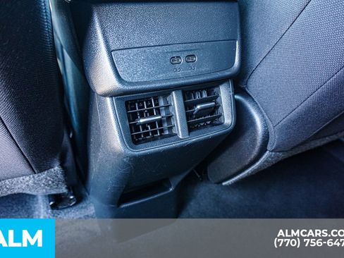 Used 2026 Chevrolet Equinox LT FWD image 59