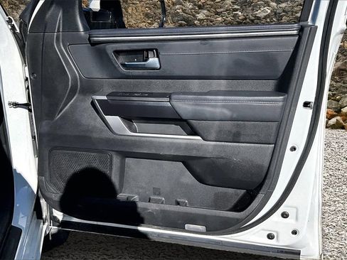 Used 2024 Toyota Tundra Platinum image 23