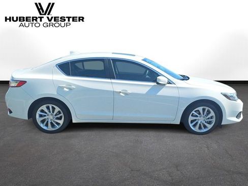 Used 2018 Acura ILX FWD image 5