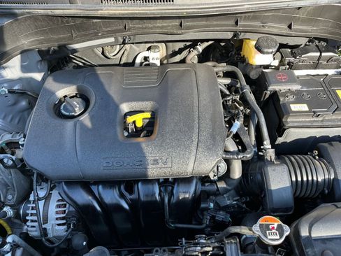 Used 2025 Kia Soul LX w/ LX Technology Package image 27