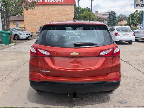 Used 2020 Chevrolet Equinox LS FWD image 4