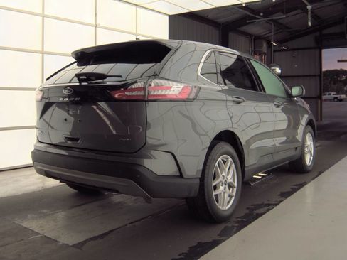 Used 2024 Ford Edge SEL w/ Convenience Package AWD/4WD image 13