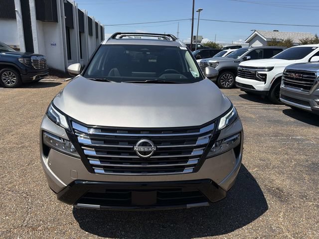 Used 2026 Nissan Rogue Platinum w/ Platinum Premium Package AWD/4WD image 2