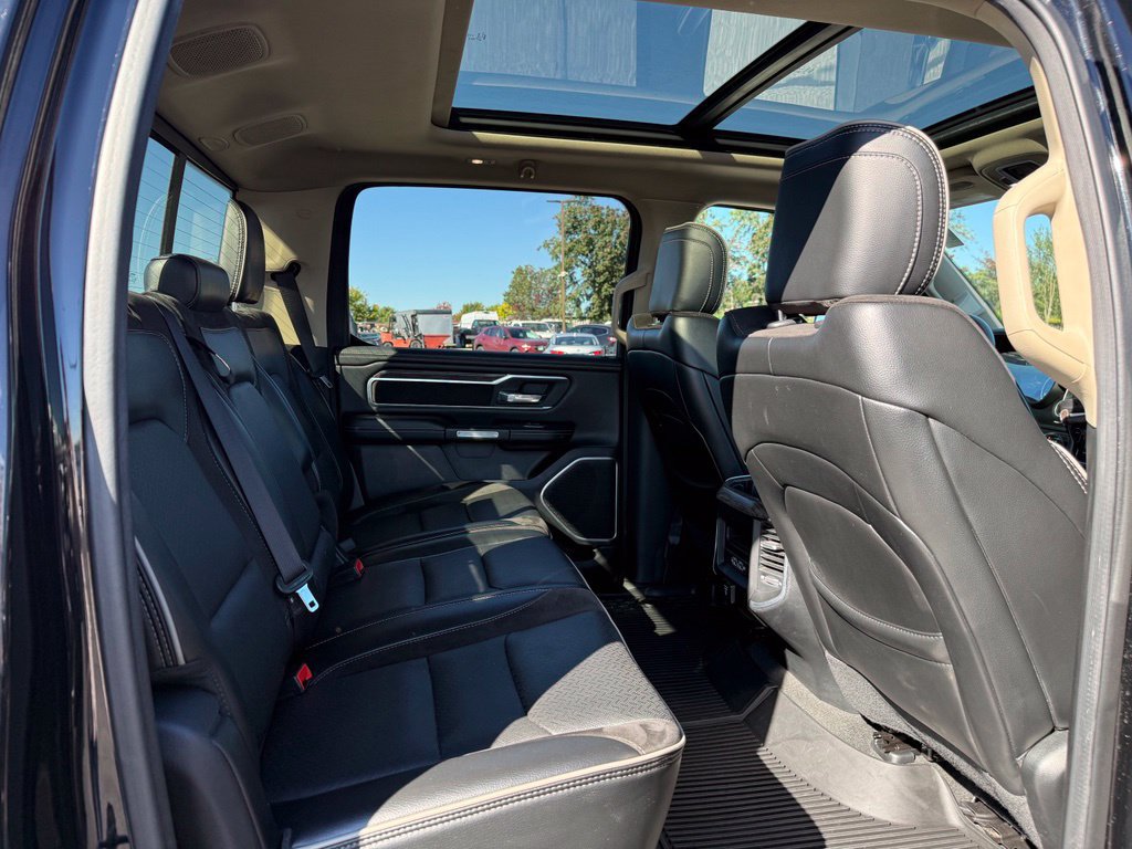 Used 2020 RAM 1500 Laramie AWD/4WD image 17