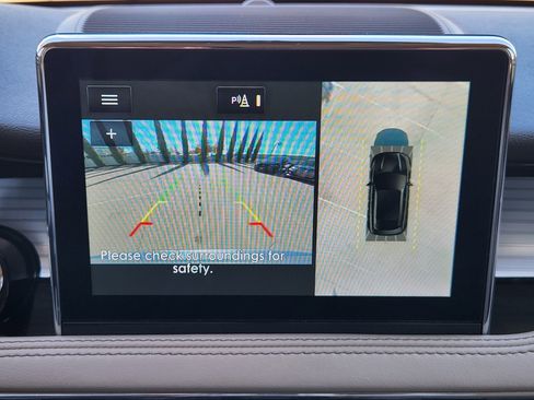 Used 2021 Lincoln Corsair AWD w/ Premium Package image 20