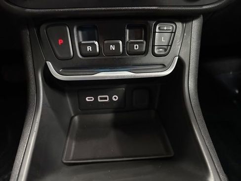 Used 2018 GMC Terrain SLE FWD image 19