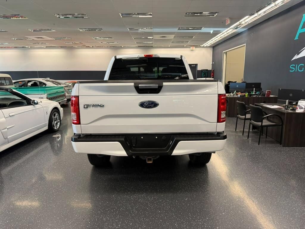 Used 2017 Ford F150 XLT w/ Equipment Group 302A Luxury AWD/4WD image 5