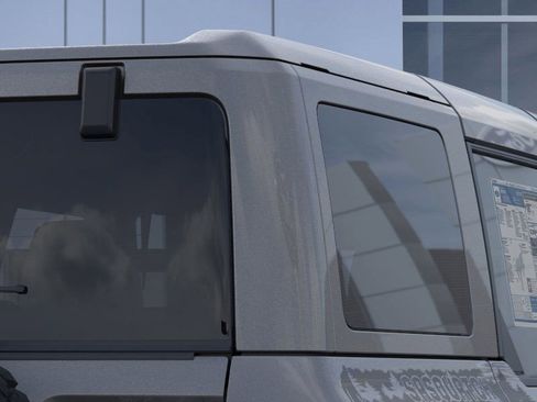 New 2025 Ford Bronco Badlands image 26