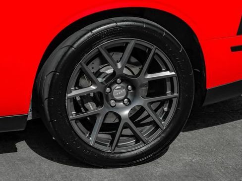 Used 2016 Dodge Challenger R/T Scat Pack RWD image 53