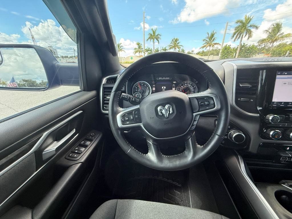 Used 2022 RAM 1500 Big Horn AWD/4WD image 12