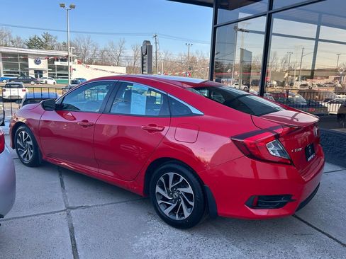 Used 2016 Honda Civic EX image 9