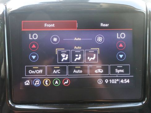 Used 2020 Chevrolet Traverse RS w/ LPO, Floor Liner Package FWD image 41