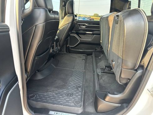 Used 2020 RAM 1500 Laramie AWD/4WD image 27