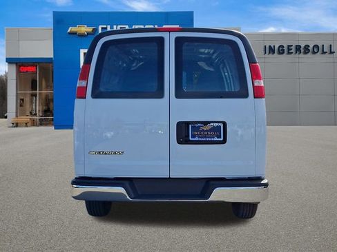 Used 2024 Chevrolet Express 2500 w/ Driver Convenience Package image 13