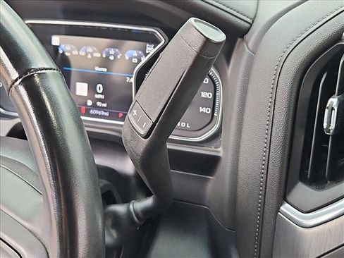 Used 2023 GMC Sierra 3500 Denali w/ Denali Ultimate Package AWD/4WD image 11
