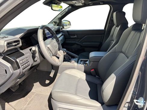 New 2026 Toyota 4Runner Limited AWD/4WD image 10