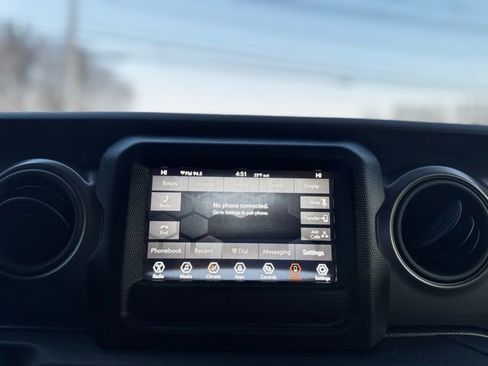 Used 2021 Jeep Wrangler Unlimited Sport image 14