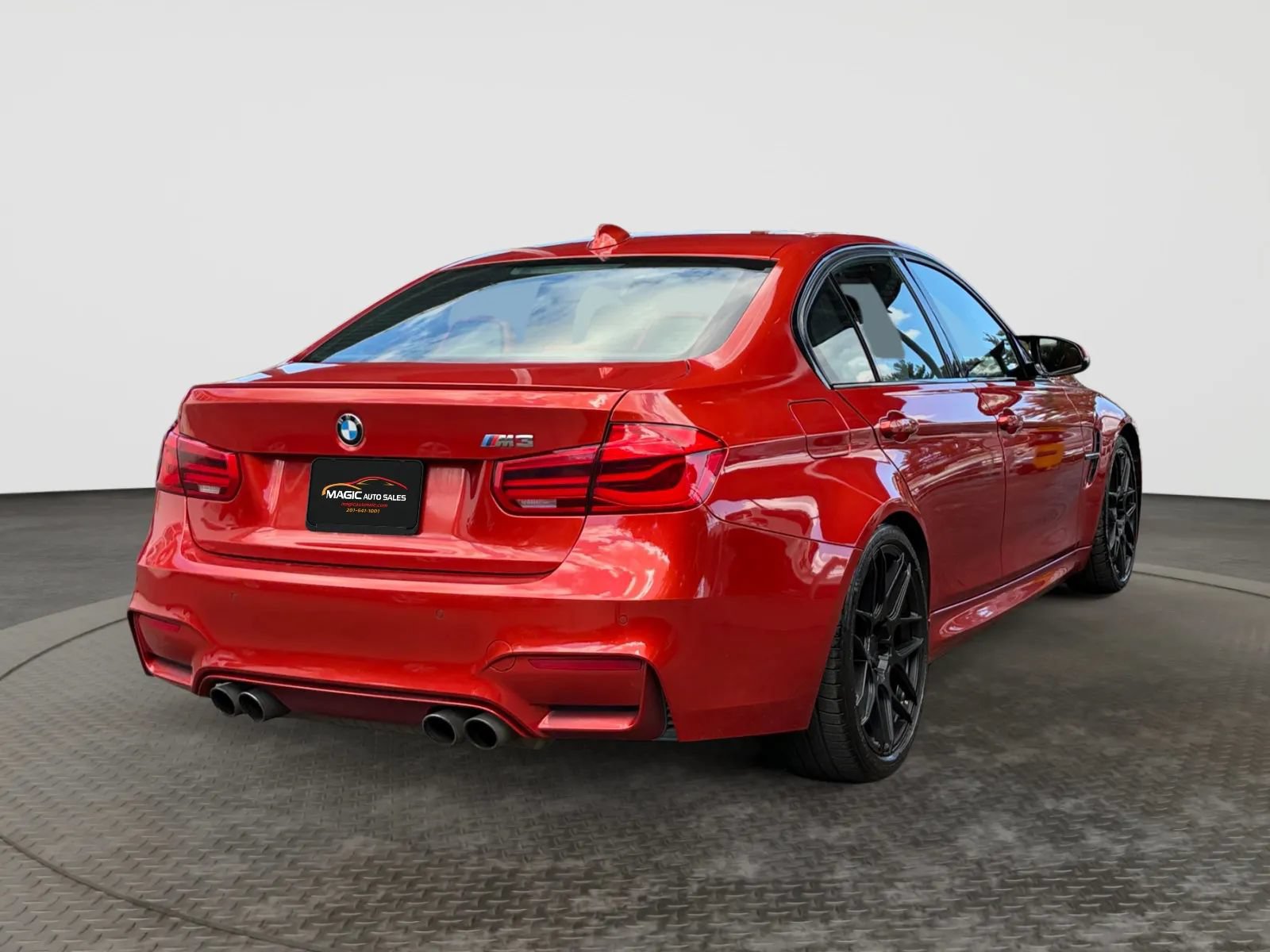 Used 2016 BMW M3 RWD image 10