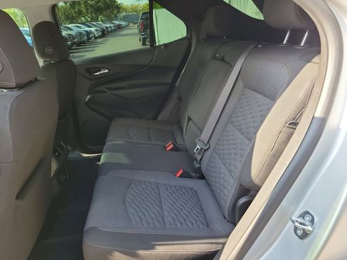 Used 2021 Chevrolet Equinox LT FWD image 13