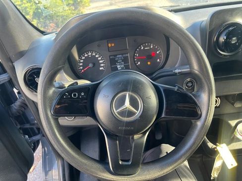 Used 2019 Mercedes-Benz Sprinter 170 image 16