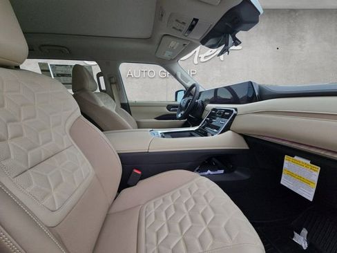 New 2026 Nissan Armada Platinum AWD/4WD image 24