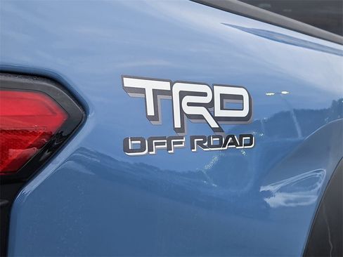 New 2026 Toyota Tacoma 4x4 Double Cab Hybrid image 4