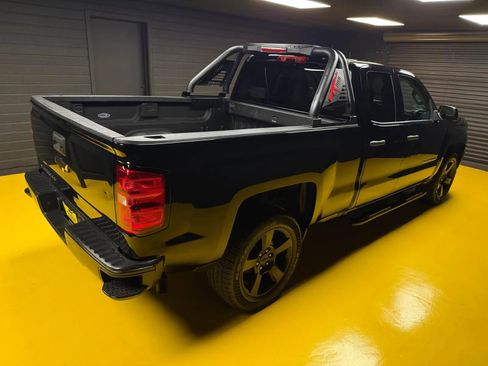 Used 2017 Chevrolet Silverado 1500 W/T w/ Black Out Edition RWD image 34