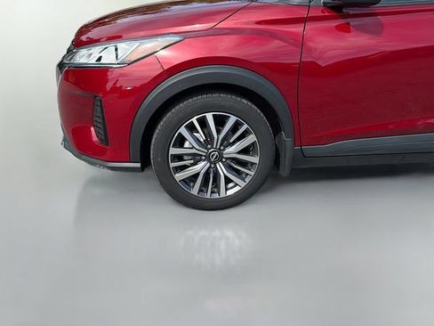 Used 2023 Nissan Kicks SV FWD image 36