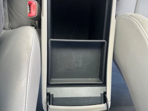 Used 2007 Toyota Camry XLE FWD image 42