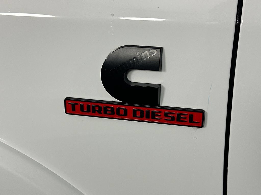 Used 2025 RAM 2500 Limited AWD/4WD image 28