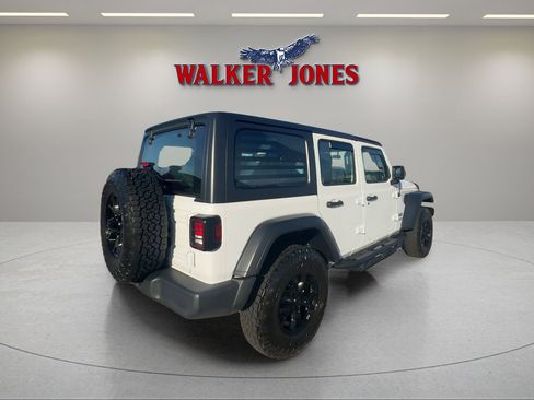 Used 2019 Jeep Wrangler Unlimited Sport image 7