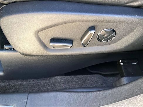 Used 2016 Ford Explorer Limited w/ Equipment Group 301A image 30