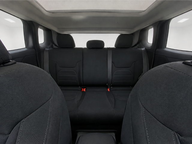 Used 2021 Jeep Renegade Latitude w/ Sun & Sound Group FWD image 14