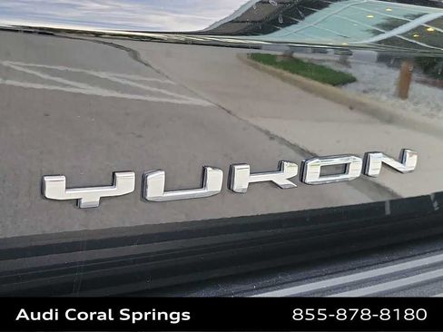 Used 2023 GMC Yukon XL AT4 w/ AT4 Premium Package AWD/4WD image 15