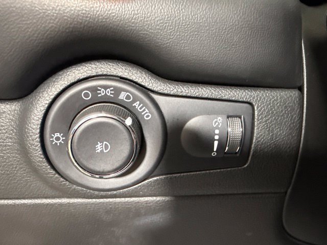 Used 2022 Dodge Durango R/T AWD/4WD image 19