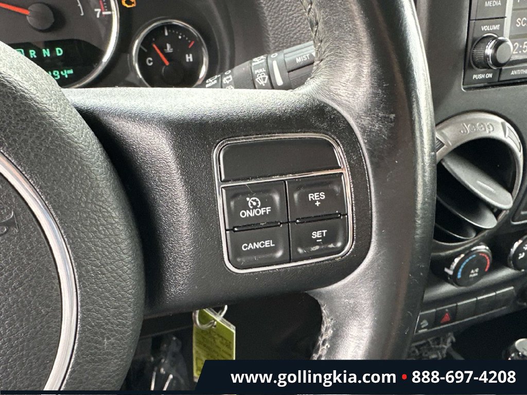 Used 2015 Jeep Wrangler Sport AWD/4WD image 21