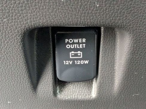 Used 2023 Mitsubishi Eclipse Cross LE image 19