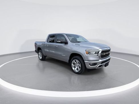 Used 2022 RAM 1500 Big Horn AWD/4WD image 3