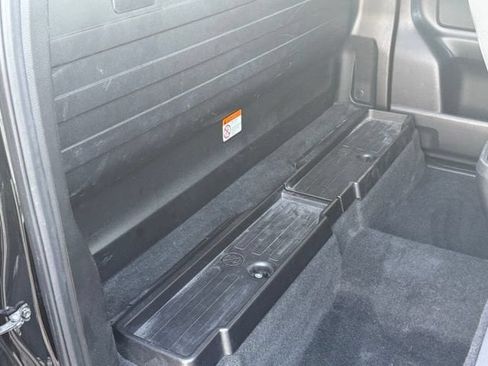 Used 2021 Toyota Tacoma SR AWD/4WD image 13