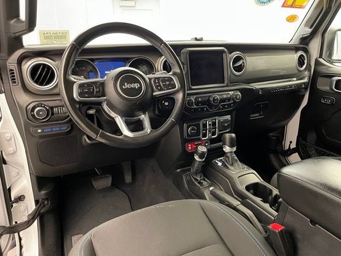 Used 2021 Jeep Wrangler Unlimited Rubicon 4xe w/ Safety Group AWD/4WD image 14