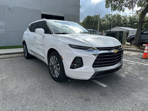 Used 2019 Chevrolet Blazer Premier w/ Driver Confidence II Package FWD image 11