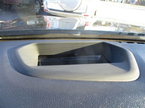 Used 2017 BMW 530i xDrive image 23