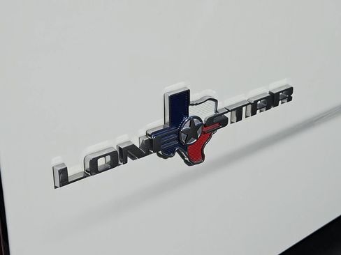 Used 2018 RAM 1500 Lone Star image 8