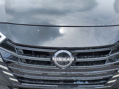 New 2025 Nissan Versa S image 10