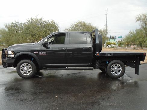 Used 2017 RAM 2500 Tradesman w/ Chrome Appearance Group image 2