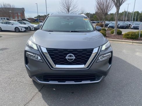 Used 2023 Nissan Rogue SL w/ SL Premium Package image 8