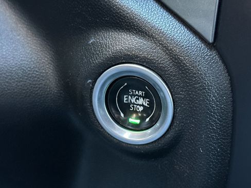 Used 2023 Chevrolet Silverado 2500 LT w/ Convenience Package image 25